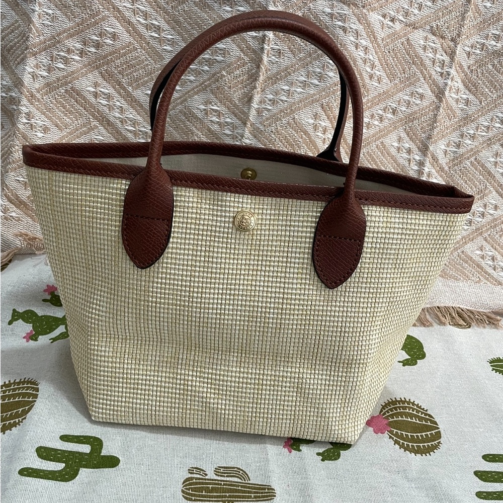 Longchamp Cream Woven Tote with Brown Horse Motif - Picture 6 of 11